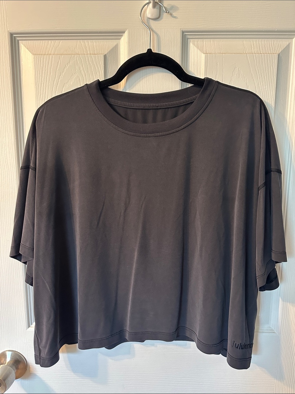 lululemon athletica Cropped Boxy Short Sleeve Tee — Antique Black